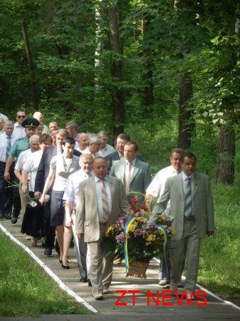У Житомирі вшанували пам’ять жертв війни в Україні