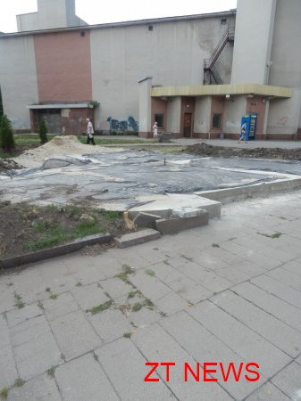 В Житомирі почали робити пам`ятник морозиву