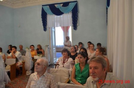 Майже 30 учасників беруть участь у конкурсі авторських пісень та поезії про місто Житомир ВІДЕО