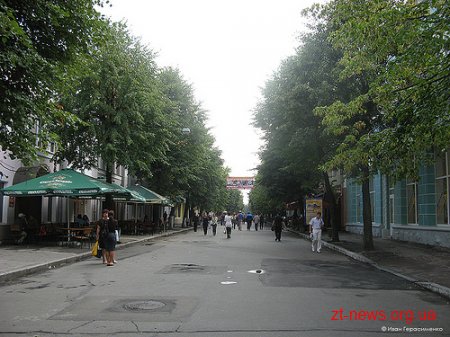 До кінця літа в Житомирі збираються реконструювати вулицю Михайлівську і зекономити на цьому до 2 мільйонів гривень