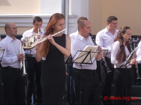 У Житомирі урочисто відкрили музичну школу №1 імені Бориса Лятошинського ВІДЕО