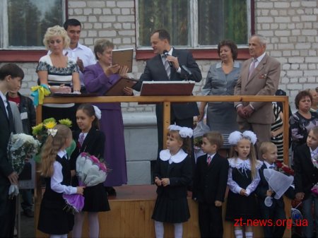 1 вересня Володимир Дебой прийшов на урочисту лінійку в житомирський ліцей №25