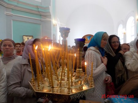 В Житомирі урочисто освятили Хрестовоздвиженську церкву ВІДЕО