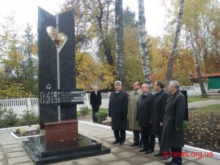 У Житомирі відкрили пам`ятник медикам, які загинули під час Великої Вітчизняної війни