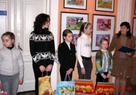 У Житомирі відкрилась художня виставка робіт учнів музичної школи №2
