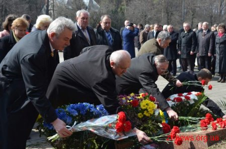 У Житомирі вшанували в’язнів фашистських концтаборів