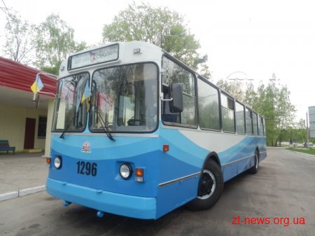 У Житомирі вийшов на маршрут третій капітально відновлений тролейбус