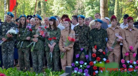 У Житомирі вшанували загиблих солдат
