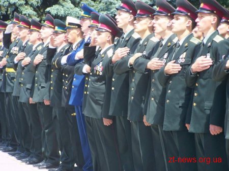 В Житомирі пройшов випуск молодих лейтенантів військового інституту