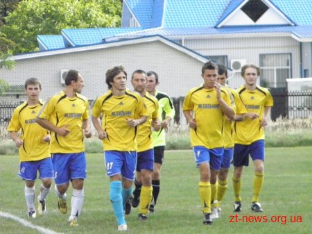 Попередній раунд  розіграшу Кубку чемпіонів Житомирської області   з футболу 2013 року серед сільських команд