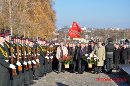 У Житомирі вшанували ветеранів та полеглих у Великій Вітчизняній війні