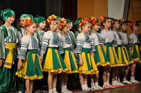 Близько 400 виконавців представляли творчий звіт Малинського району та м. Малина у Житомирі