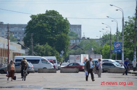 У Житомирі на вулиці Домбровського розпочали капітальний ремонт асфальтного покриття