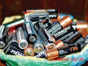 У Новограді-Волинському школярі зібрали більше 70 кілограмів батарейок