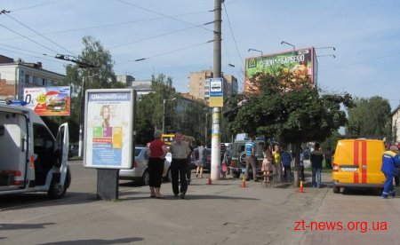У Житомирі анонім "замінував" автовокзал та магазин