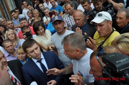 У Житомирі активісти спровадили кандидата на посаду керівника обласної міліції