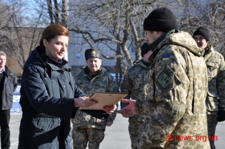 Марина Порошенко передала мобільні пральні комплекси для бійців АТО