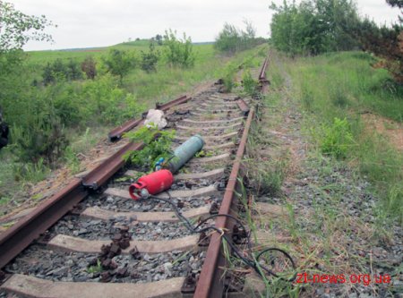 На Житомирщині правоохоронці затримали чоловіка, який демонтував залізничну колію