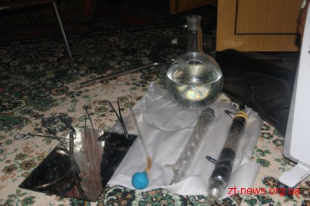 У Житомирі міліція вилучила амфетамін та обладнання для його виготовлення