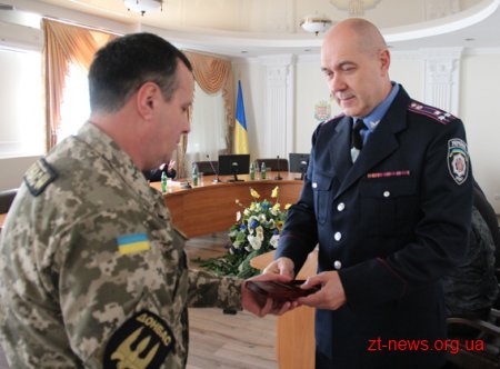 В УМВС Житомирщини вручили нагороди добровольцям батальйону «Донбас»