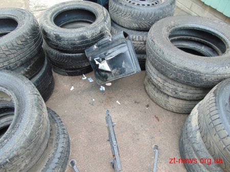 У Житомирі правоохоронці знешкодили підозрілу валізу