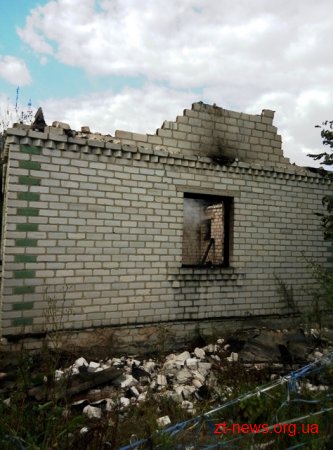 На Житомирщині під час пожежі в дачному будинку загинув чоловік