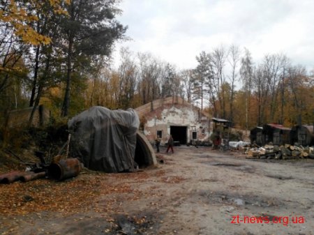 На Житомирщині СБУ припинила незаконне випалювання деревного вугілля