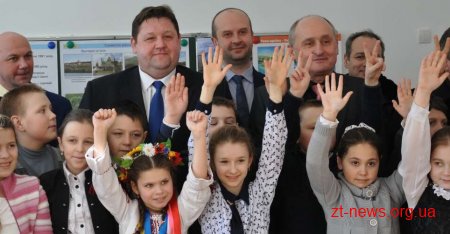Ігор Гундич відкрив блок початкових класів гімназії в Олевську