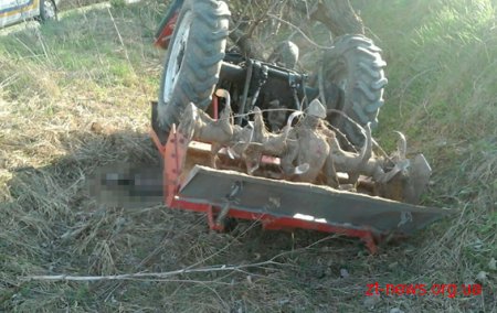 На Житомирщині перекинувся трактор: водій загинув
