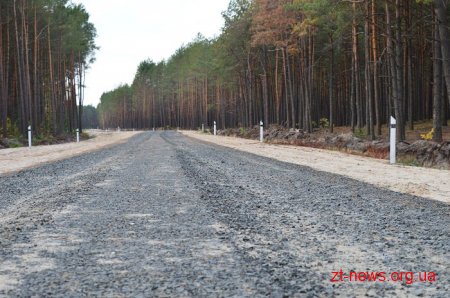 На Житомирщині лісові дороги продовжують будувати за власні кошти лісгоспів