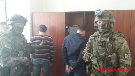 В Житомирі співробітники СБУ викрили на хабарництві двох високопосадовців обласної ДФС