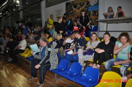 Триває чемпіонат України з вільної, греко-римської та жіночої боротьби