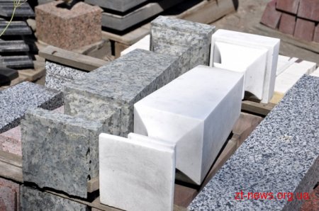 На Житомирщині виготовляють 5D-вироби з каменю