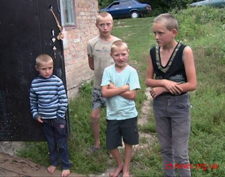 На Житомирщині поліцейські розшукали чотирьох зниклих дітей