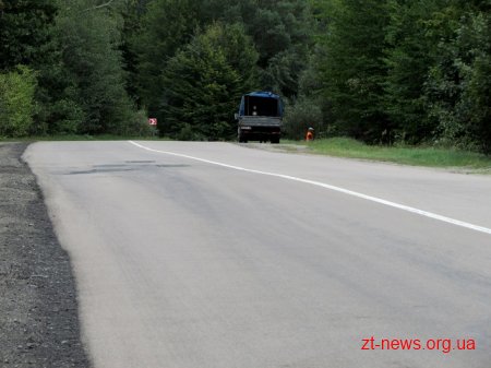 На трасі Житомир-Чернівці підрядник завершив ремонт 2,5 кілометрів дорожнього покриття