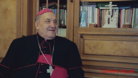 Єпископа Римо-Католицької церкви Яна Пурвінського нагородили відзнакою "За заслуги перед містом"