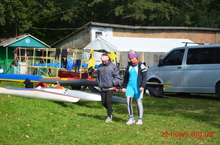 На вихідних у Житомирі відбулися змагання з веслування на байдарках і каное