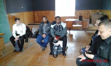 Представники Корпусу миру відвідали центр соціальної допомоги безпритульним
