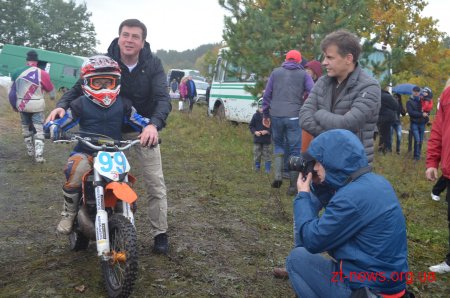 У житомирському мотокросі взяли участь більше 40 учасників з різних куточків України