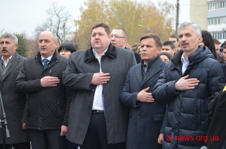 У Житомирі відкрили перший в Україні пам’ятник Олегу Ольжичу