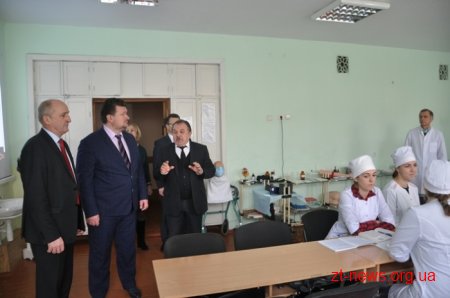 У Житомирі на базі інституту медсестринства створили новий навчальний заклад