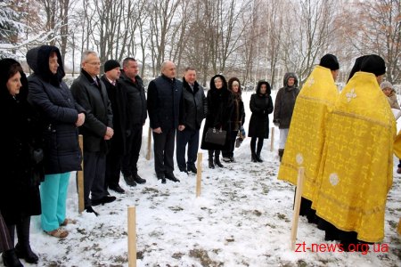 Капличку Святого Миколи Чудотворця буде споруджено на території дитячої обласної лікарні