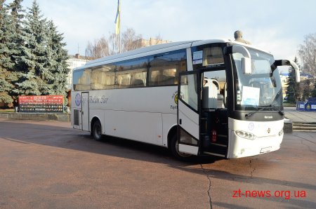 Футбольний клуб "Полісся" оголосив конкурс на брендування автобуса та новий слоган