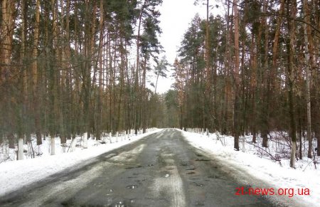 На Житомирщині обстежують дороги, які можуть бути відремонтовані у 2018 році