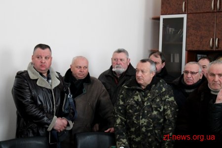 Володимир Ширма зустрівся з кількома десятками військових пенсіонерів