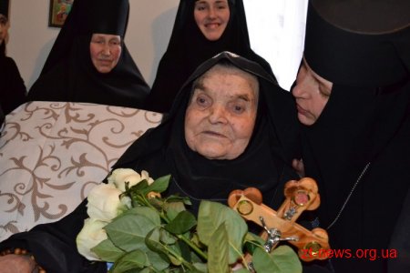 У лікарні ім. О.Ф. Гербачевського успішно прооперували найстарішу в Україні схимонахиню