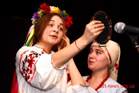 У Житомирі відзначили переможців фестивалю театрального мистецтва «Зірочки Мельпомени»