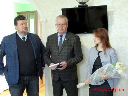 Родині з Новограда-Волинського, яка взяла на виховання 5 дітей, придбали будинок