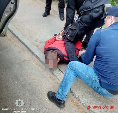 У Житомирі поліцейські затримали шахраїв зі сходу країни