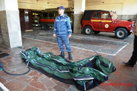 Рятувальники 14-ої ДПРЧ смт Народичі отримали нове аварійно-рятувальне обладнання